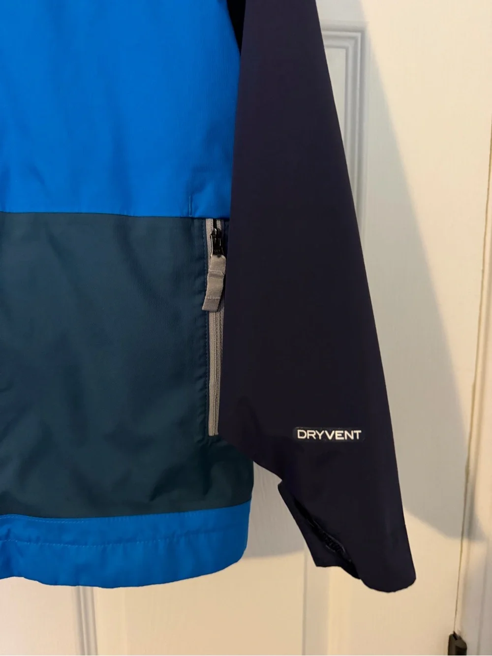 The North Face Blue and Navy Colorblock Hooded Rain Jacket